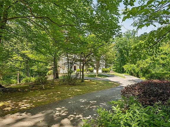 3rd image of 5280 Riverview Rd