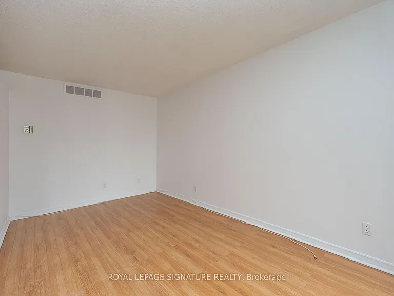 65 Harbour Sq #2109 — Photo 18