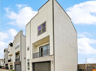 8409B Hempstead Hwy, Houston, TX 77008