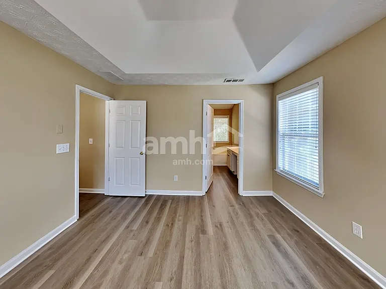 2380 Winthrope Way Dr — Photo 14
