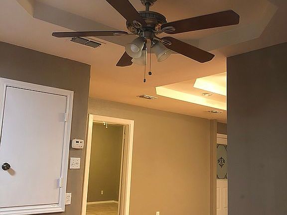 4th image of 103 Keystone St