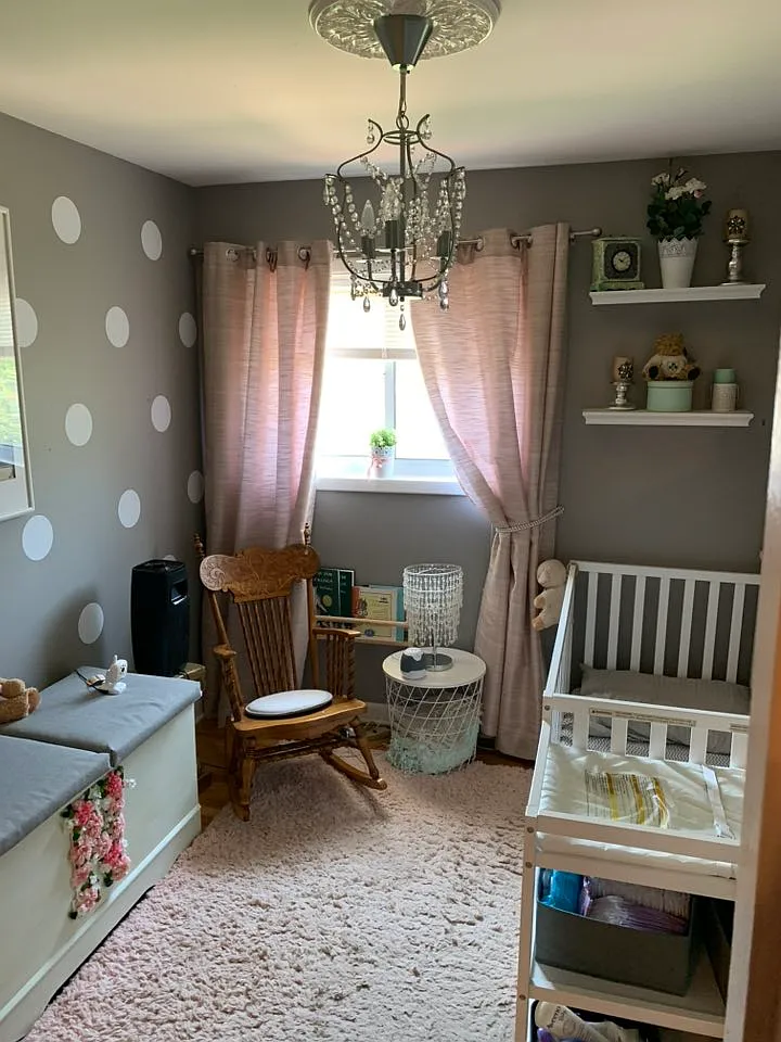 3 bed, 1.5 bath, 1300 sqft, $2,450 — Photo 4