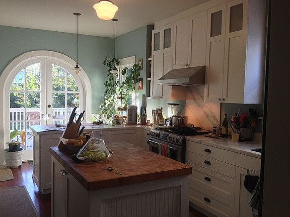 4th image of 835 59th St