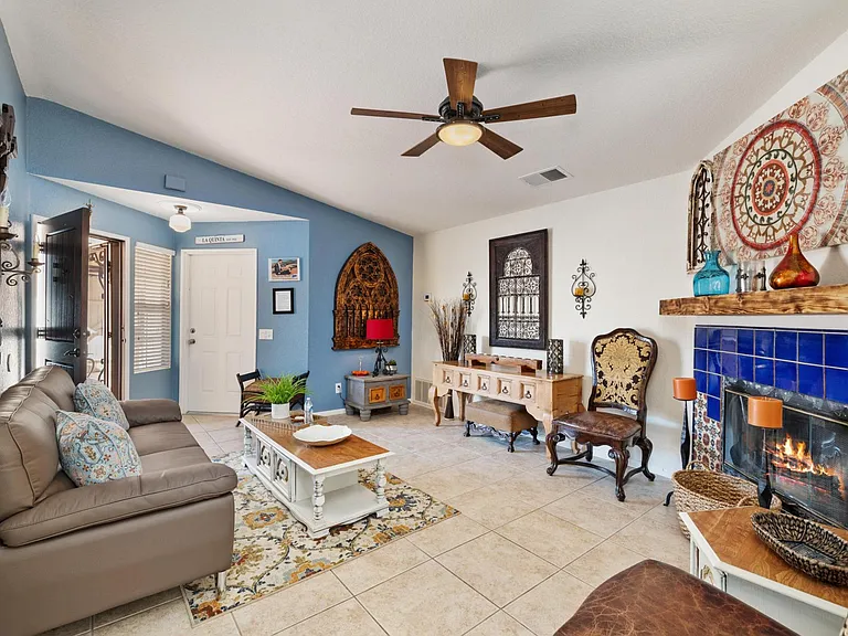 53390 Avenida Navarro — Photo 23