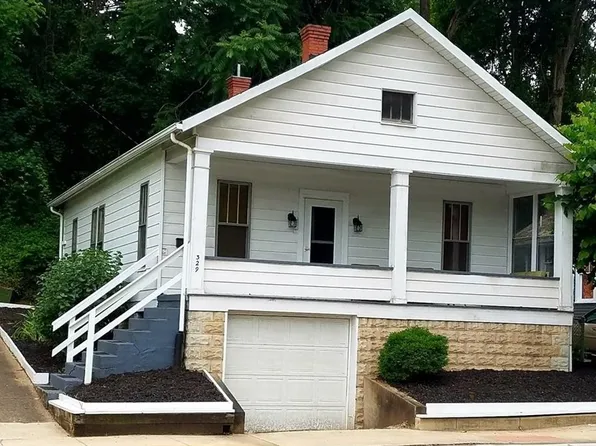 329 7th St, Marietta, OH 45750