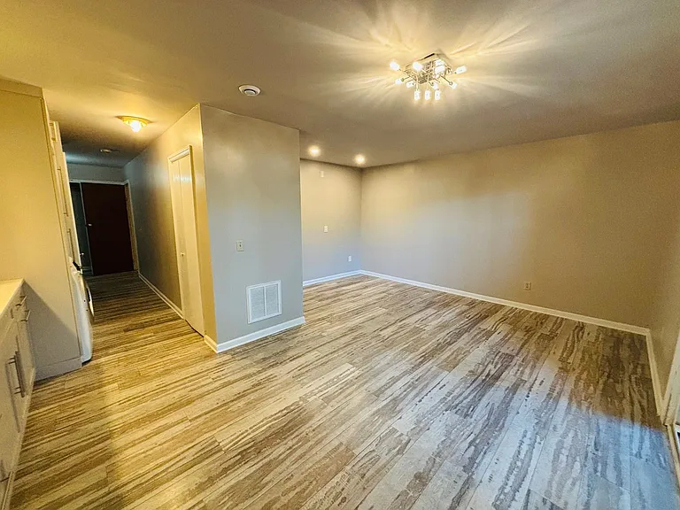2508 Ridge Rd — Photo 1