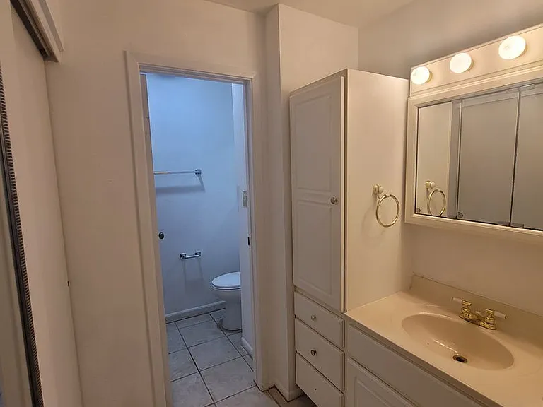 7523 Beaudelaire Cir — Photo 17