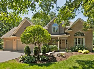 330 Ashley Dr, New Lenox, IL 60451