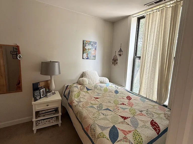 1835 W Thomas St #2F — Photo 7