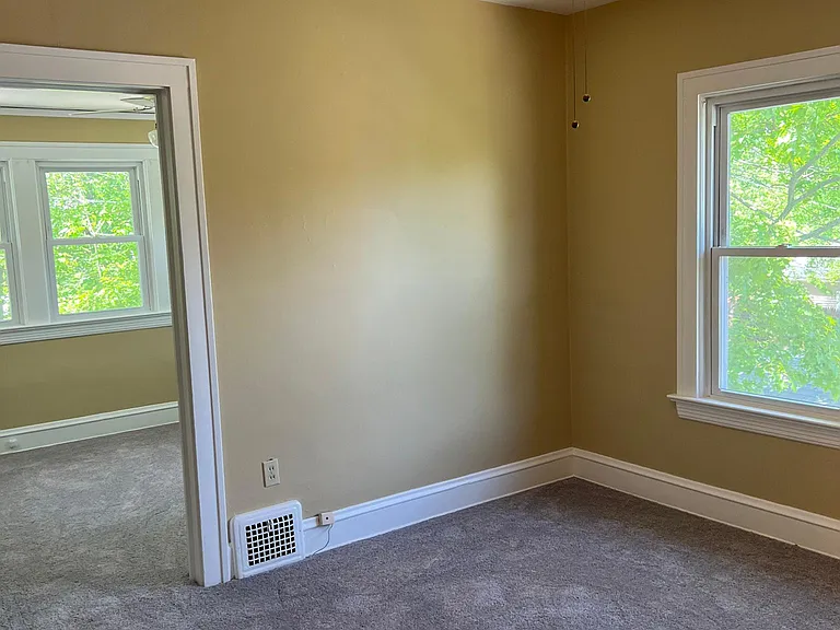 1312 Marlowe Ave — Photo 6