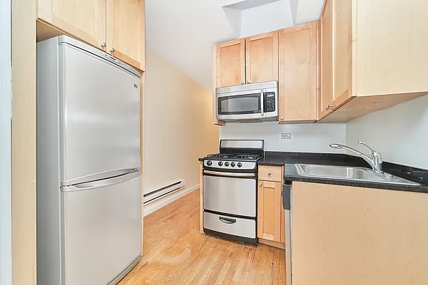 Rented by Living New York | media 12