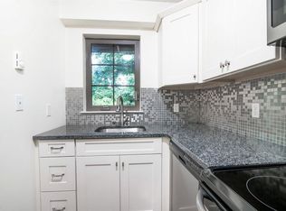 2 Oakwood Ave, Norwalk, CT 06850