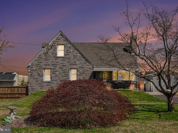 2349 Galloway Rd, Bensalem, PA 19020
