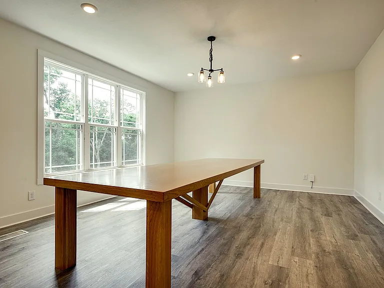 420 Stonemeadow Rd — Photo 17