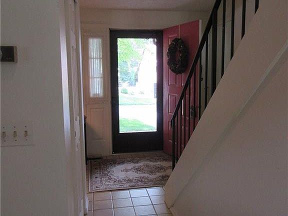 3rd image of 38 Cambridge Ct