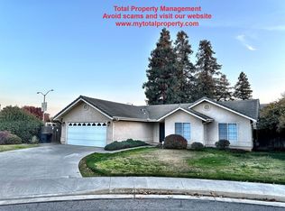 3707 W Hemlock Ct, Visalia, CA 93277