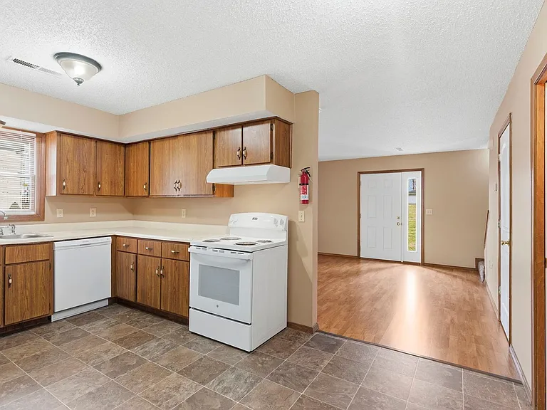 1905 S Ingram Mill Rd #8 — Photo 11