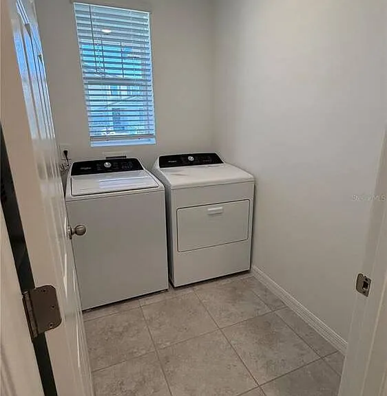 3900 Giorgio Dr — Photo 5