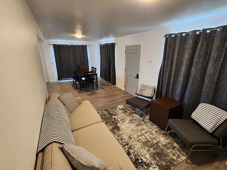 537 S Taylor Rd — Photo 46