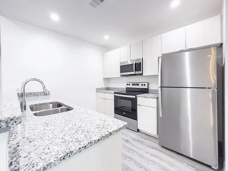 5238 Eggleston Ave #202 — Photo 3