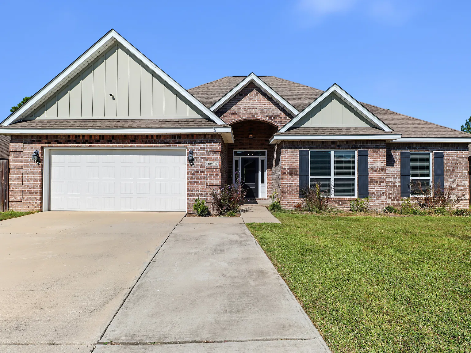 6606 Sugarcane Circle - 1 — Photo 1