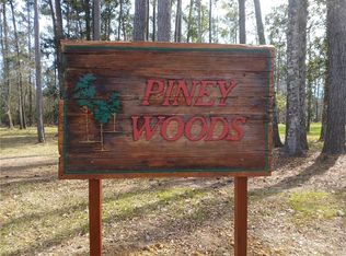 Piney Woods Ct, Covington, LA 70433