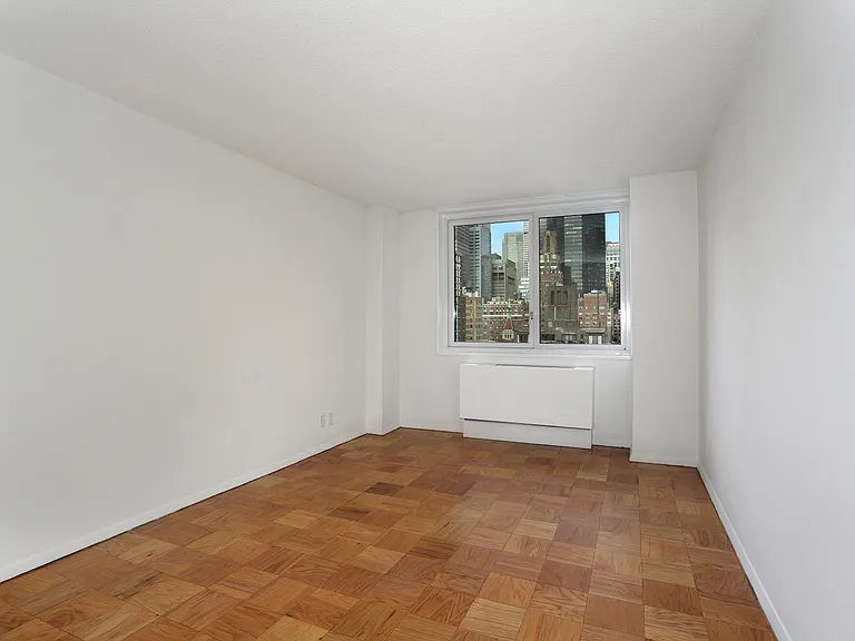 115 E 34th St #1504 — Photo 6