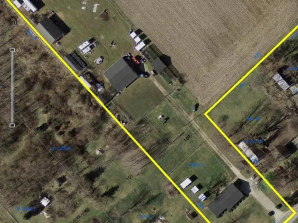 3440 Calumet Rd, Ludlow Falls, OH 45339