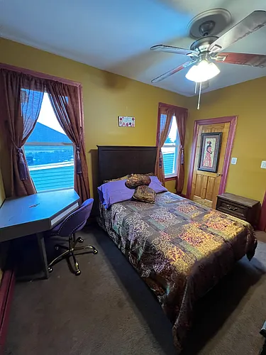 70 Fabyan Pl Photo 1
