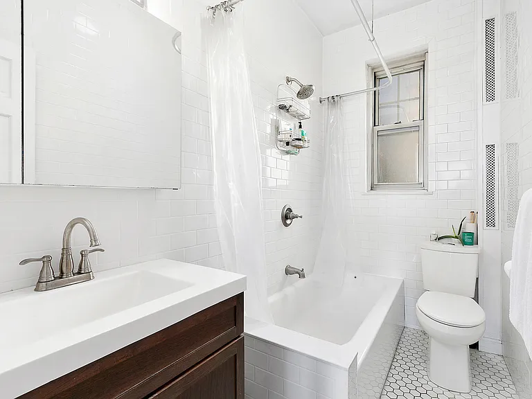 99 Joralemon St #5A — Photo 4