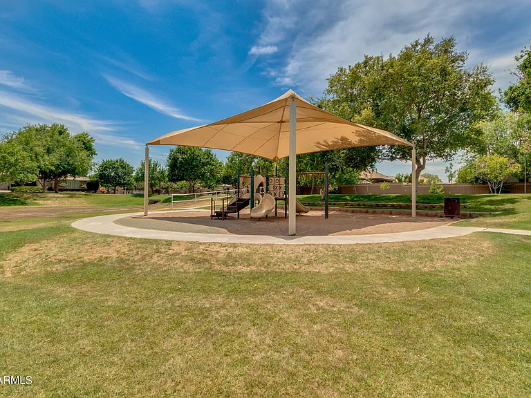 3441 E Bruce Ave — Photo 44
