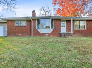 2068 Tunnel Hill Varnell Rd, Tunnel Hill, GA 30755