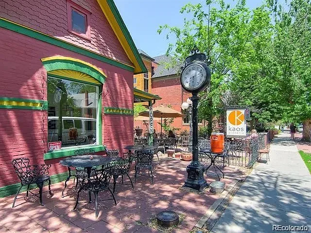 914 E Iowa Ave — Photo 15
