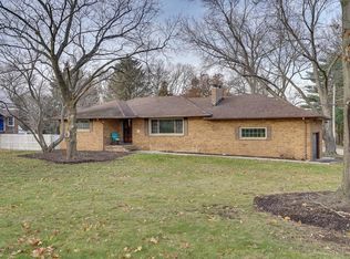37657 Ridge Rd, Willoughby, OH 44094