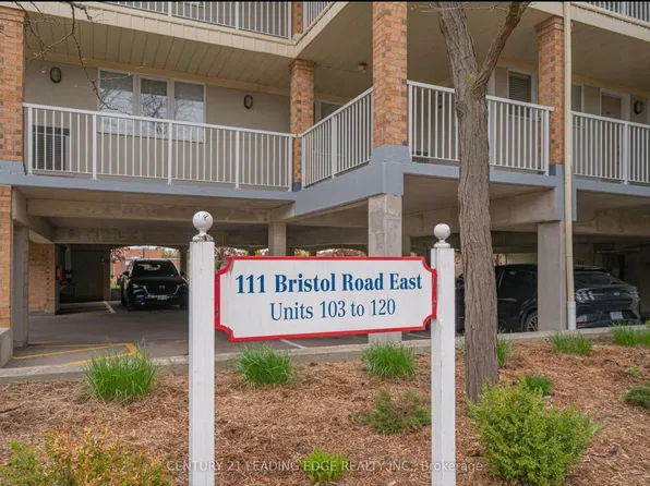 111 Bristol Rd E #109, Mississauga, ON L4Z 3P6