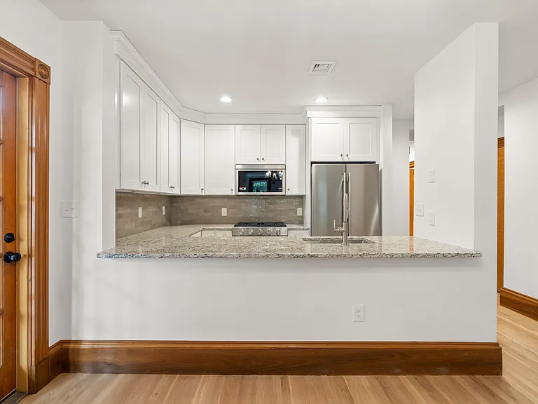75 Ferrin St #1 — Photo 3