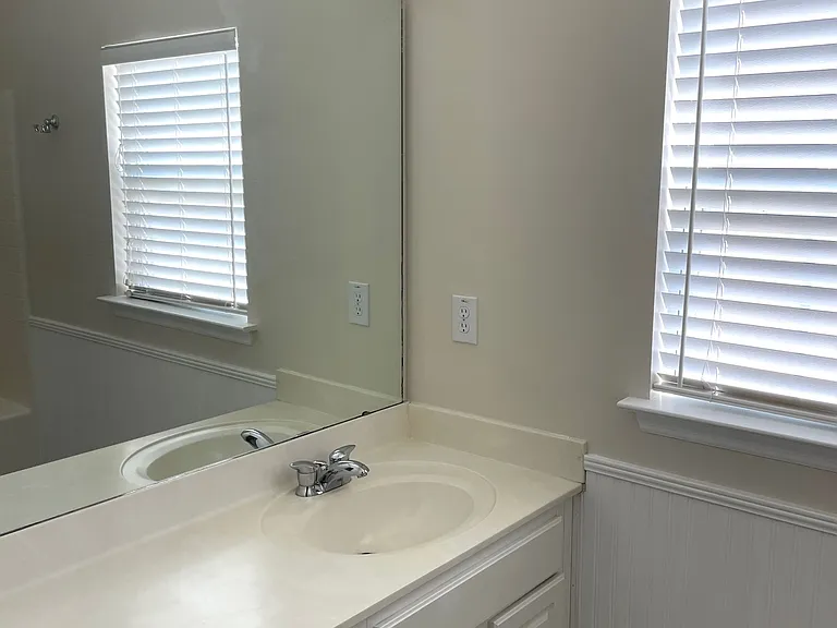 108 Arbor Oaks Dr — Photo 14