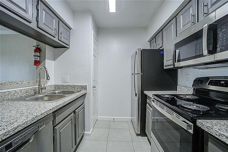 Ashford Santa Ana Interior10