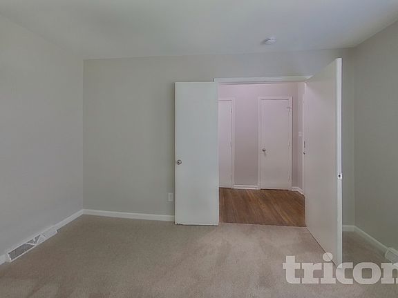 2nd image of 6010 Sullins Rd