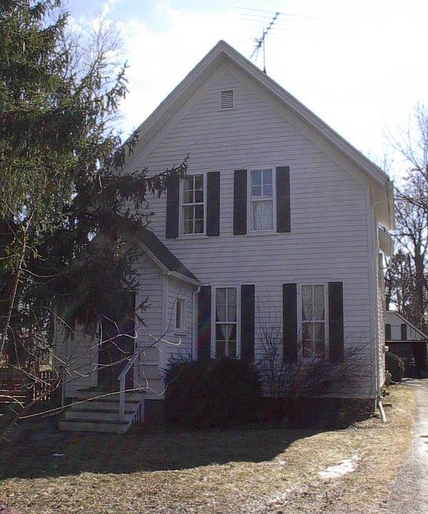 1st image of 1111 W Huron St APT 1