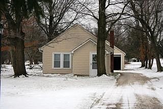 2nd image of 798 Eastwood Ave