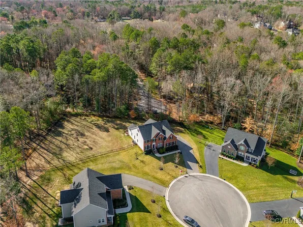 11501 Rolling Leaf Ln, Glen Allen, VA 23059