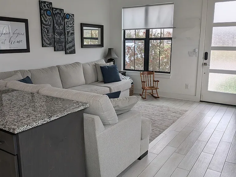 1801 S Pine St #1801A — Photo 9