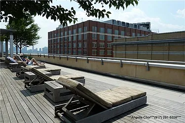 Rented by R New York