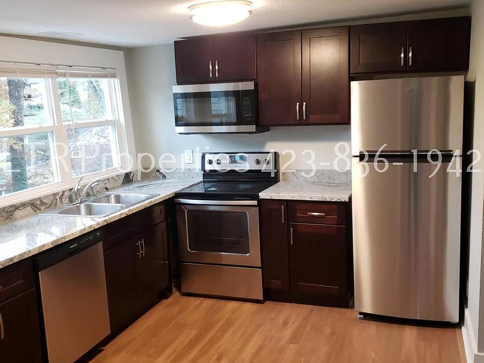 1st image of 3217 Pinewood Ave #3