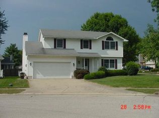 161 S Hillcrest Blvd, Decatur, IL 62522