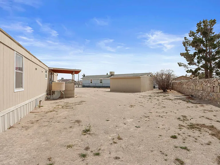 505 Ricky Zelt Dr — Photo 37