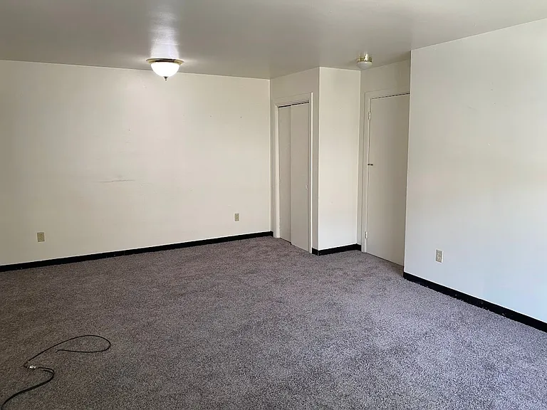 926 Ivy Street — Photo 4
