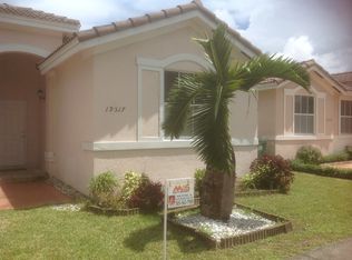 19517 NW 79th Ave, Hialeah, FL 33015