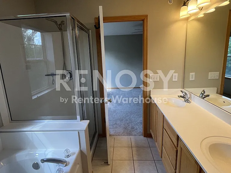 8285 Labont Way — Photo 15